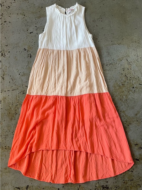 ANDREE BY UNIT Dresses & Skirts - Andree by Unit Colorblock Sleeveless Midi Dress in White, Peach & Coral Size Sm